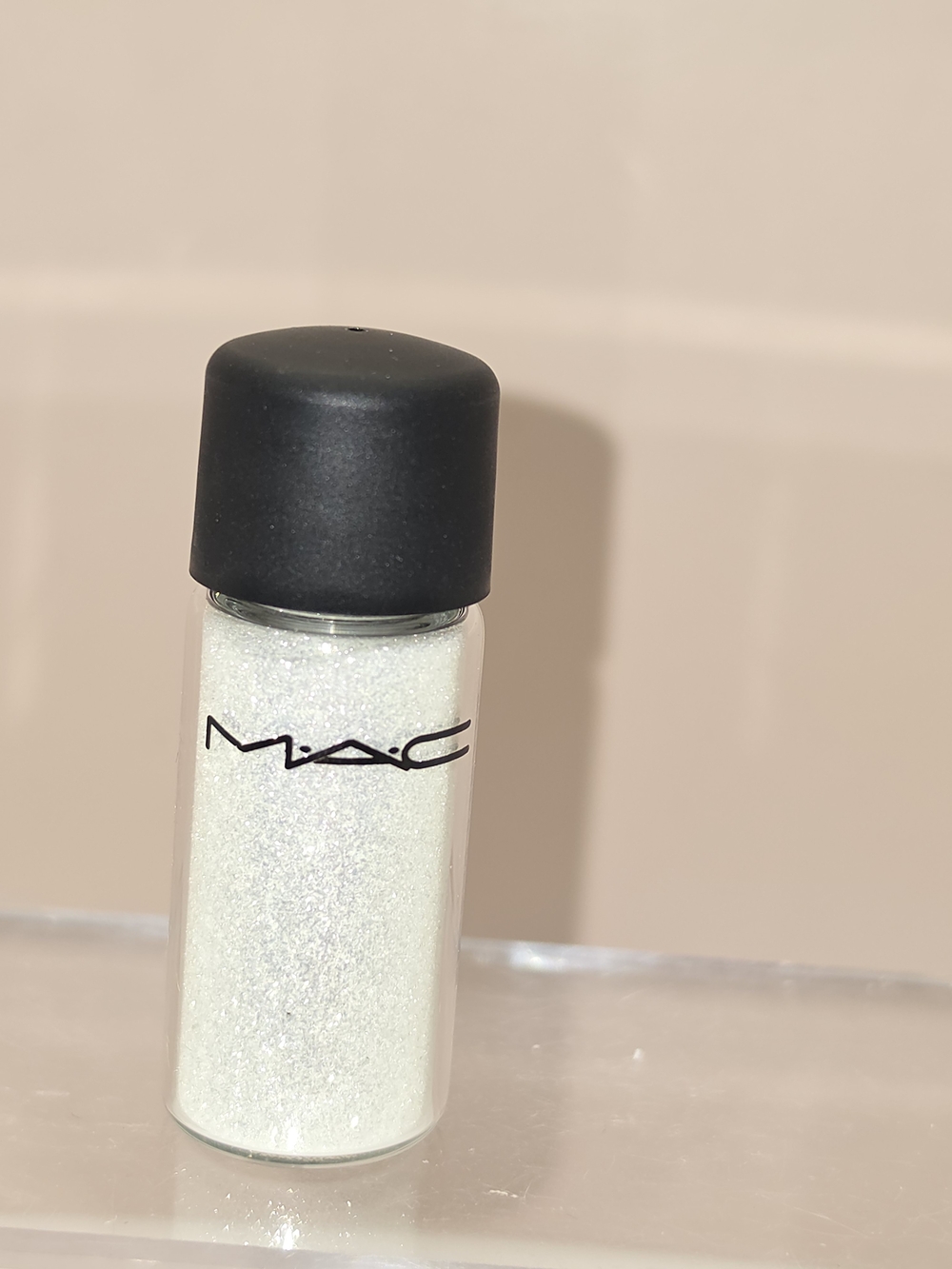 DISCONTINUED MAC REFLECTS GOLD GLITTER